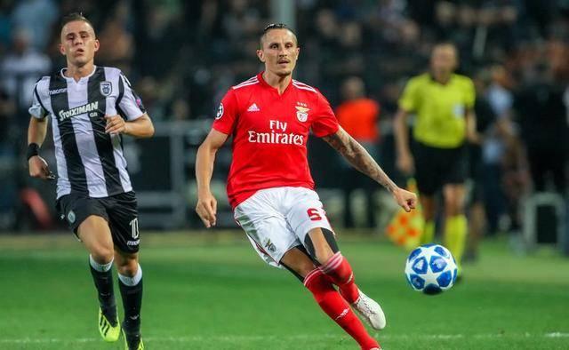 曼联将转而 曼联将转而