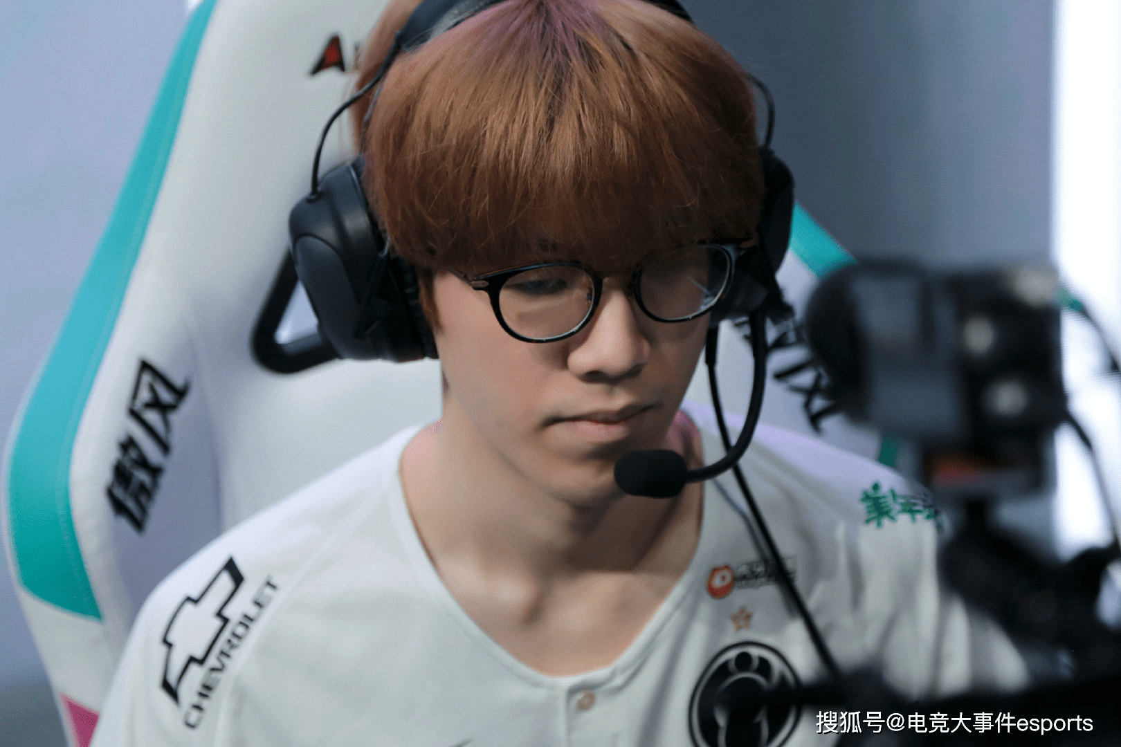 发了广泛的 发了广泛的