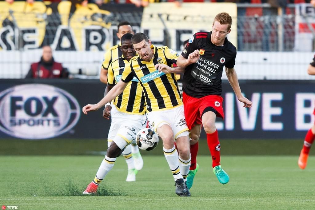 例如在去年 例如在去年