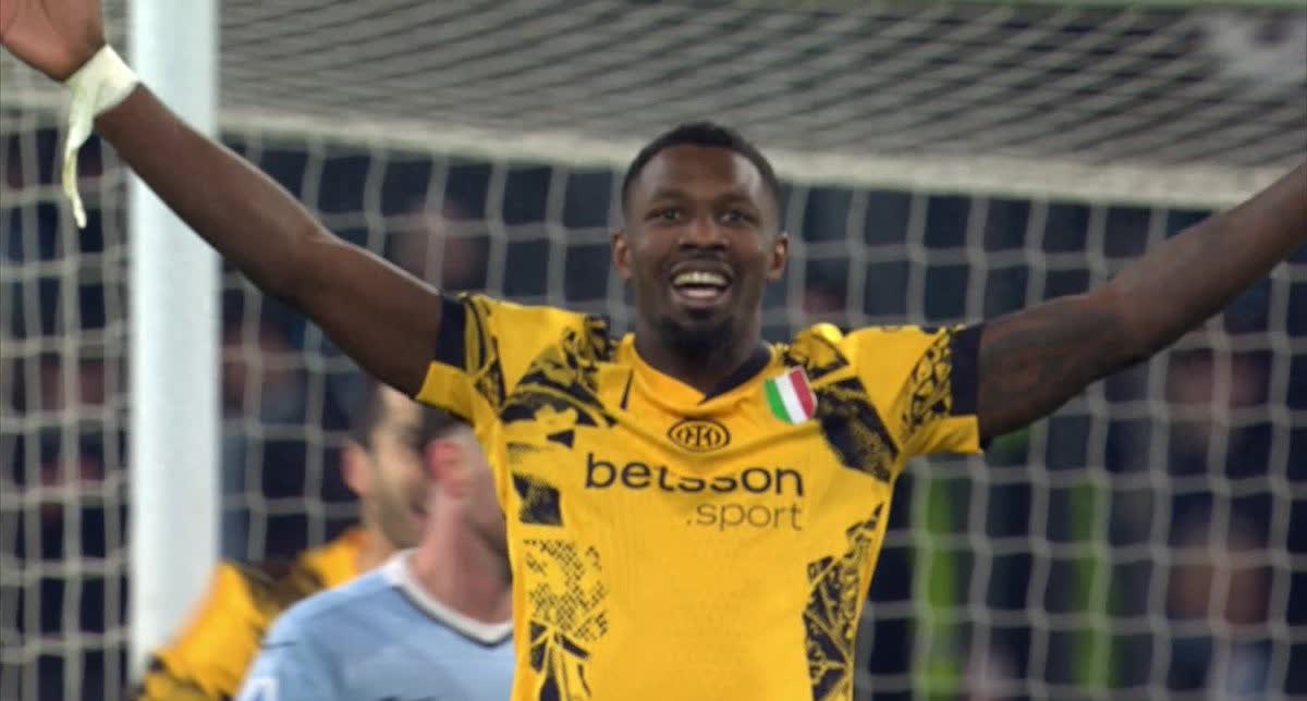 中国队首战 中国队首战